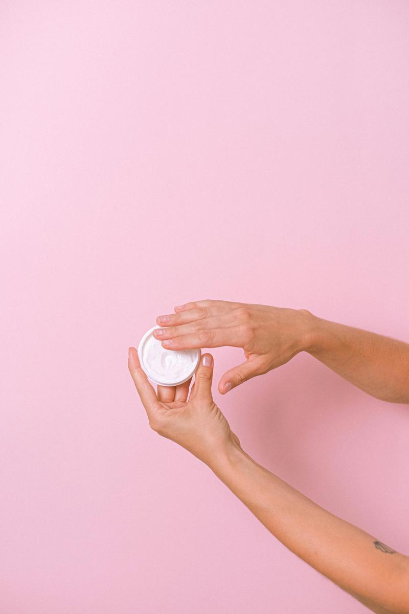 Skin hydration-0a75fde4951c432a8faf25dbac4efb5a.jpg Skin hydration