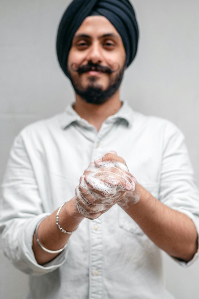Washing hands-802417e36c9f46dd8d5354e6dd49423c.jpg Washing hands