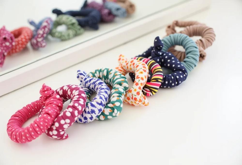 colorful hair ties