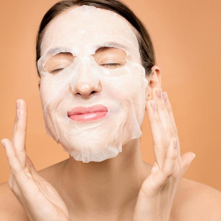 Face-mask-242ee799b7064bae825783b642565282
