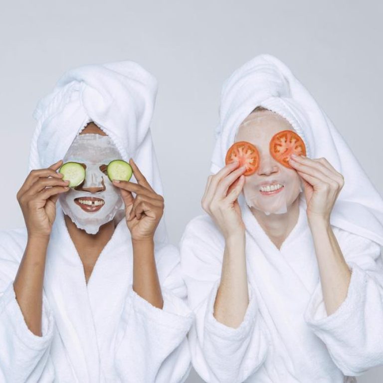 Facial-treatment-668b8c8c791041898092960d0d8e56c2