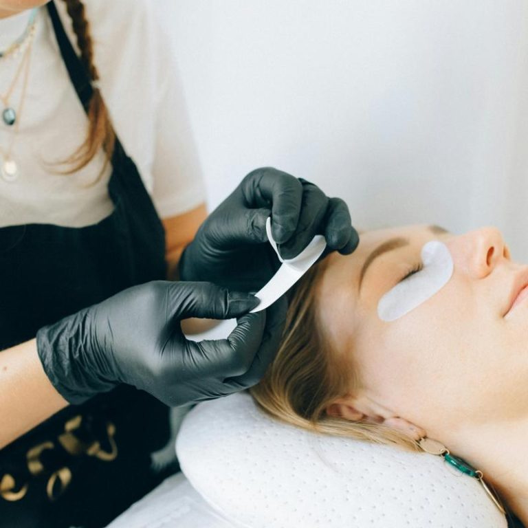 eyelash-extensions-8602b357b4324a6282f951be2b4bf1a0