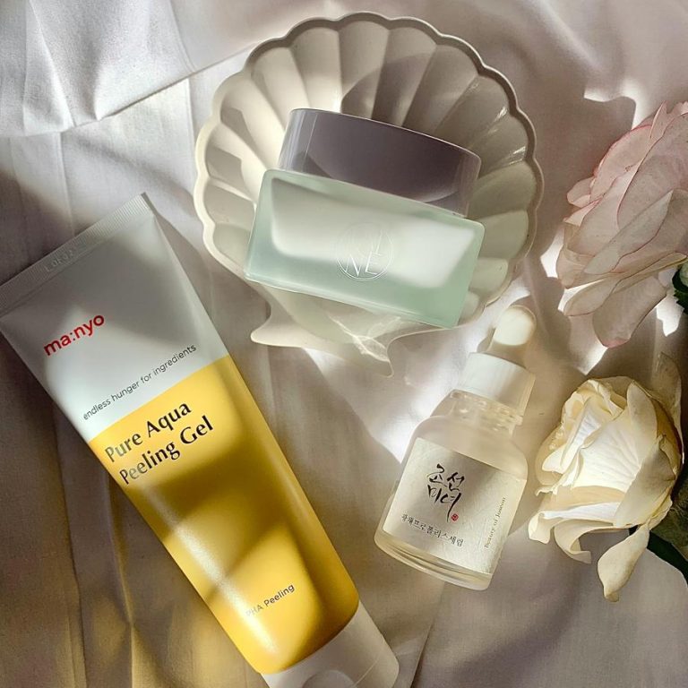 skincare-routine-5131fc9db0d3482c9aef0203d236241c